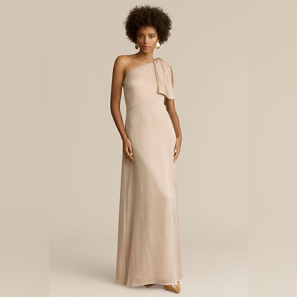 Sachin + Babi Chelsea One Shoulder Georgette Bias Gown in Champagne Size 0